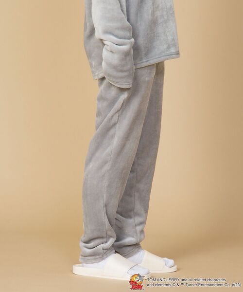 【TOM and JERRY/トムとジェリ―】もこもこボア ルームウェアセットアップ 上下セット(ルームウェア/パジャマ)|TOM&JERRY(トムアンドジェリー) 【TOM and JERRY/トムとジェリ―】もこもこボア ルームウェアセットアップ 上下セット(ルームウェア/パジャマ)|TOM&JERRY(トムアンドジェリー)