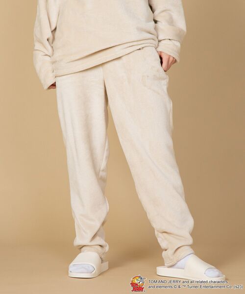 【TOM and JERRY/トムとジェリ―】もこもこボア ルームウェアセットアップ 上下セット(ルームウェア/パジャマ)|TOM&JERRY(トムアンドジェリー) 【TOM and JERRY/トムとジェリ―】もこもこボア ルームウェアセットアップ 上下セット(ルームウェア/パジャマ)|TOM&JERRY(トムアンドジェリー)