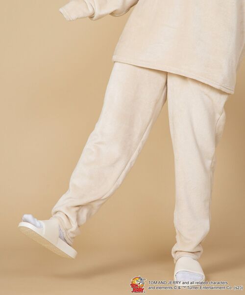 【TOM and JERRY/トムとジェリ―】もこもこボア ルームウェアセットアップ 上下セット(ルームウェア/パジャマ)|TOM&JERRY(トムアンドジェリー) 【TOM and JERRY/トムとジェリ―】もこもこボア ルームウェアセットアップ 上下セット(ルームウェア/パジャマ)|TOM&JERRY(トムアンドジェリー)