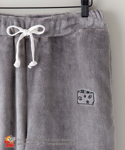 【TOM and JERRY/トムとジェリ―】もこもこボア ルームウェアセットアップ 上下セット(ルームウェア/パジャマ)|TOM&JERRY(トムアンドジェリー) 【TOM and JERRY/トムとジェリ―】もこもこボア ルームウェアセットアップ 上下セット(ルームウェア/パジャマ)|TOM&JERRY(トムアンドジェリー)