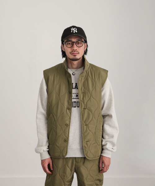UNCORD(アンコード)の「【UNCORD】QUILTING VEST/キルティングベスト(ダウンベスト・メンズ・グレイッシュベージュ/カーキ/ブラック・X-LARGE/LARGE/MEDIUM)」の6枚目の写真
