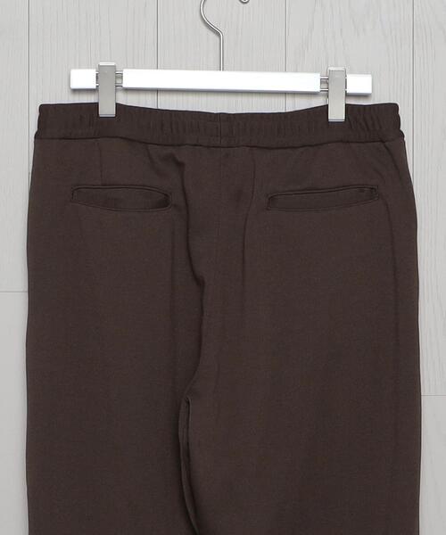 koti BEAUTY&YOUTH(コティ ビューティアンドユース)の「<Koti Beauty & Youth>BALLOON SWEAT PANTS BROWN/パンツ(スウェットパンツ・メンズ・ダークブラウン・M/S/L)」の5枚目の写真