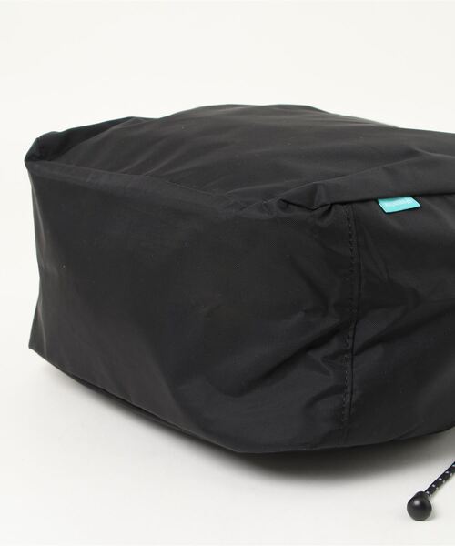 FREDRIK PACKERS(フレドリックパッカーズ)の「【FREDRIK PACKERS/フレドリックパッカーズ】NAUGHTIAM別注 2way巾着バッグ(ショルダーバッグ・レディース・ブラック/グレー/ベージュ・FREE)」の8枚目の写真
