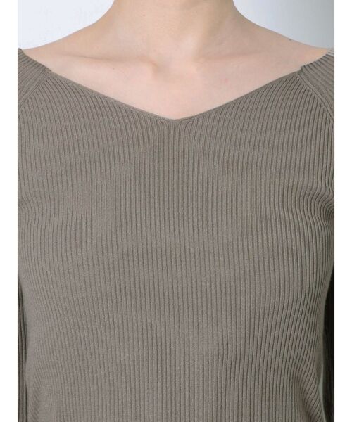 LAGUNAMOON（ラグナムーン）の「スリーブカットアウトリブニットプルオーバー（ニット/セーター・レディース・アイボリー/ブラック/モカ・FREE）」の13枚目の写真