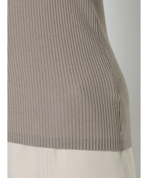 LAGUNAMOON（ラグナムーン）の「スリーブカットアウトリブニットプルオーバー（ニット/セーター・レディース・アイボリー/ブラック/モカ・FREE）」の11枚目の写真