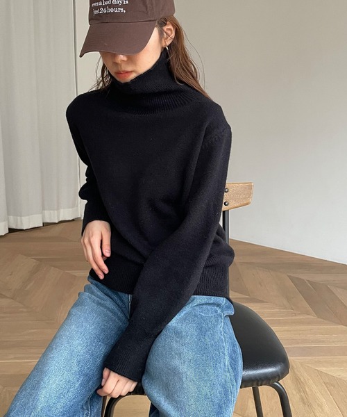 CANAL JEAN（キャナルジーン）の「El mar(エルマール) ふわふわハイネックニット（ニット/セーター・レディース・ライトグリーン/ブラック・ONE SIZE）」の2枚目の写真