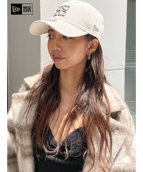 GYDA（ジェイダ）の「GYDA×NEW ERA G SQUARE キャップ（キャップ・レディース・ブラック/カーキ/アイボリー・FREE）」の4枚目の写真