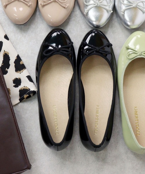LibertyDoll(リバティードール)の「ラウンドトゥフラットバレエシューズ(バレエシューズ・レディース・ブラック系その他/グレー/パイソン/グリーン/モスグリーン/アイボリー/ホワイト/レオパード/グレイッシュベージュ/ゴールド/ベージュ系その他/シルバー/ブラック/レッド系その他/ベージュ/グレー系その他/レッド/ブラック系その他2/ネイビー/チェック/ベージュ系その他2/ブラック系その他3/サックスブルー/ブラック系その他4/シルバー系その他/ゴールド系その他/ホワイト×ブラック/ブラック×ホワイト・S/3L/M/LL/L/SS)」の8枚目の写真