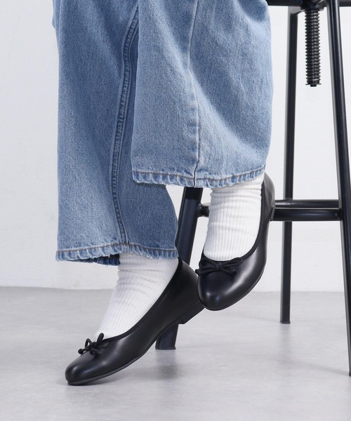 LibertyDoll(リバティードール)の「ラウンドトゥフラットバレエシューズ(バレエシューズ・レディース・ブラック系その他/グレー/パイソン/グリーン/モスグリーン/アイボリー/ホワイト/レオパード/グレイッシュベージュ/ゴールド/ベージュ系その他/シルバー/ブラック/レッド系その他/ベージュ/グレー系その他/レッド/ブラック系その他2/ネイビー/チェック/ベージュ系その他2/ブラック系その他3/サックスブルー/ブラック系その他4/シルバー系その他/ゴールド系その他/ホワイト×ブラック/ブラック×ホワイト・S/3L/M/LL/L/SS)」の9枚目の写真