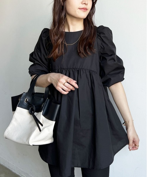 Shelly island（シェリーアイランド）の「ボリュームギャザーフレアブラウス（シャツ/ブラウス・レディース・ホワイト/ブラック・M）」の8枚目の写真