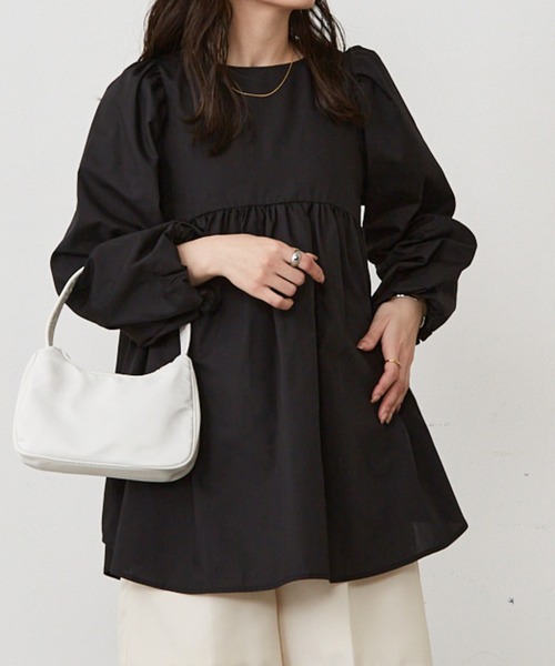 Shelly island（シェリーアイランド）の「ボリュームギャザーフレアブラウス（シャツ/ブラウス・レディース・ホワイト/ブラック・M）」の19枚目の写真