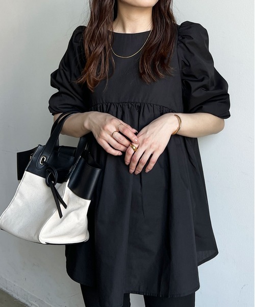 Shelly island（シェリーアイランド）の「ボリュームギャザーフレアブラウス（シャツ/ブラウス・レディース・ホワイト/ブラック・M）」の17枚目の写真