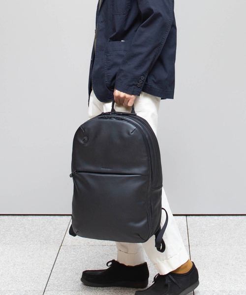 BROSKI AND SUPPLY（ブロスキーアンドサプライ）の「[BROSI AND SUPPLY] TREAD(IMPROVED VER.)（バックパック/リュック・メンズ・ブラック・FREE）」の2枚目の写真