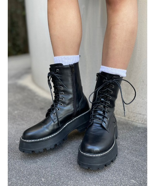 ENVYM（アンビー）の「ＥＮＶＹＭロゴテープショートブーツ（ブーツ・レディース・ブラック・22.5/24.5/23.5）」の10枚目の写真