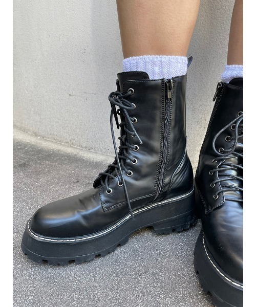 ENVYM（アンビー）の「ＥＮＶＹＭロゴテープショートブーツ（ブーツ・レディース・ブラック・22.5/24.5/23.5）」の5枚目の写真