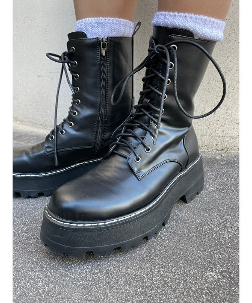 ENVYM（アンビー）の「ＥＮＶＹＭロゴテープショートブーツ（ブーツ・レディース・ブラック・22.5/24.5/23.5）」の7枚目の写真