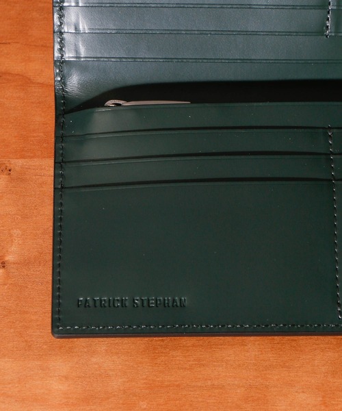 PATRICK STEPHAN（パトリックステファン）の「PATRICK STEPHAN パトリックステファン / Leather long wallet 'brillant' レザーロングウォレット 二つ折り長財布 / 224AWA20（財布・メンズ・ブラック/ダークグリーン・FREE）」の12枚目の写真