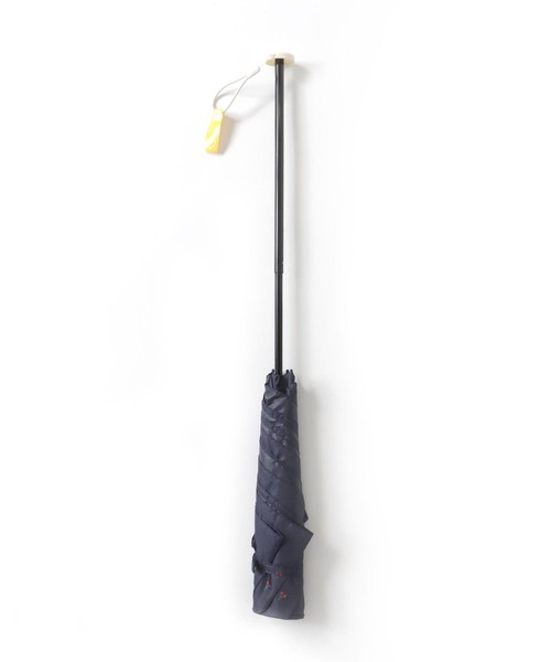 Cepica(セピカ)の「【Wpc.】超軽量AIR-LIGHTチェリーmini (晴雨兼用/UVカット)(折りたたみ傘・レディース・ホワイト/ネイビー・FREE)」の13枚目の写真