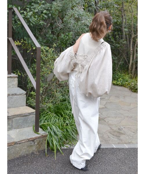 Ungrid（アングリッド）の「スリーブボリュームボレロアンサンブル（シャツ/ブラウス・レディース・ブラック/ベージュ・FREE）」の6枚目の写真