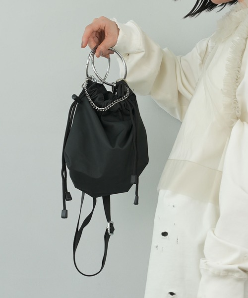 chuclla（チュクラ）の「サークルハンドル ギャザー巾着miniバッグ cha23s004（ショルダーバッグ・レディース・ブラック・FREE）」の8枚目の写真