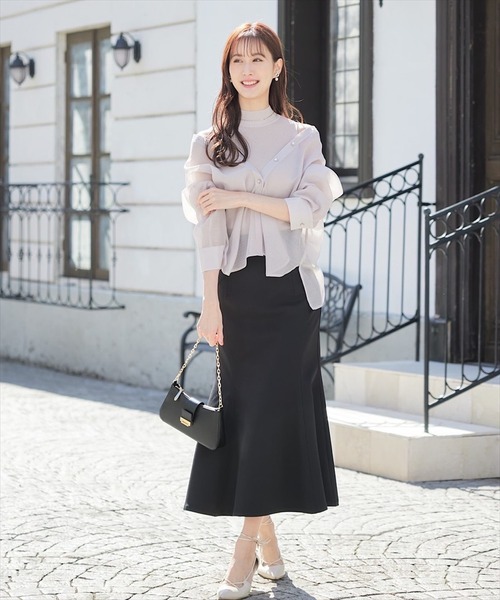 SWINGLE（スウィングル）の「ステッチマーメイドスカート