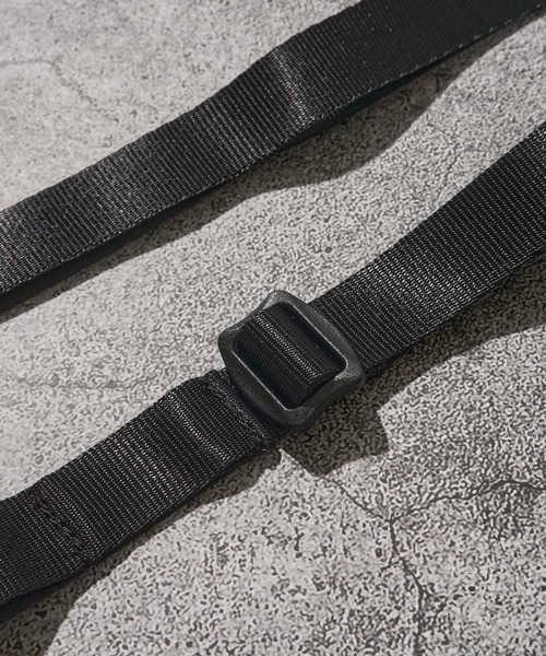 WILD THINGS（ワイルドシングス）の「【WILD THINGS/ワイルドシングス】 コーデュラ ストラップ ポーチ（ショルダーバッグ・メンズ・ブラック・FREE）」の3枚目の写真