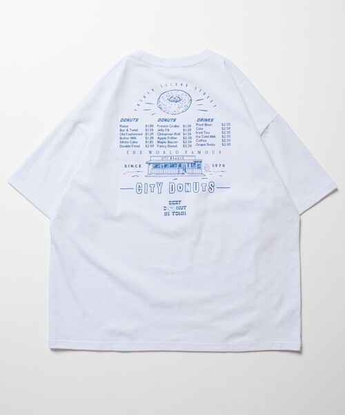 FREAK'S STORE(フリークスストア)の「【限定展開】GROCERY & DELICATESSEN/グロサリー&デリカテッセン 別注 ビッグシルエット CITY DONUTS バックプリントTシャツ(Tシャツ/カットソー・メンズ・ホワイト/アッシュグレー/ブラック/ライトピンク・SMALL/MEDIUM/LARGE)」の12枚目の写真