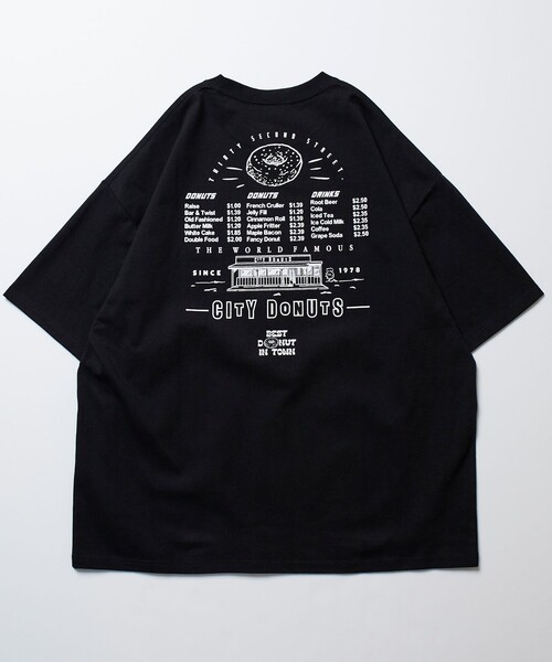 FREAK'S STORE(フリークスストア)の「【限定展開】GROCERY & DELICATESSEN/グロサリー&デリカテッセン 別注 ビッグシルエット CITY DONUTS バックプリントTシャツ(Tシャツ/カットソー・メンズ・ホワイト/アッシュグレー/ブラック/ライトピンク・SMALL/MEDIUM/LARGE)」の19枚目の写真