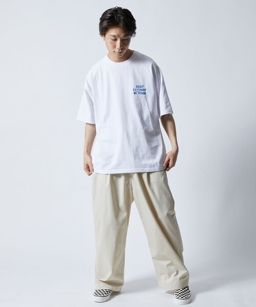 FREAK'S STORE(フリークスストア)の「【限定展開】GROCERY & DELICATESSEN/グロサリー&デリカテッセン 別注 ビッグシルエット CITY DONUTS バックプリントTシャツ(Tシャツ/カットソー・メンズ・ホワイト/アッシュグレー/ブラック/ライトピンク・SMALL/MEDIUM/LARGE)」の6枚目の写真