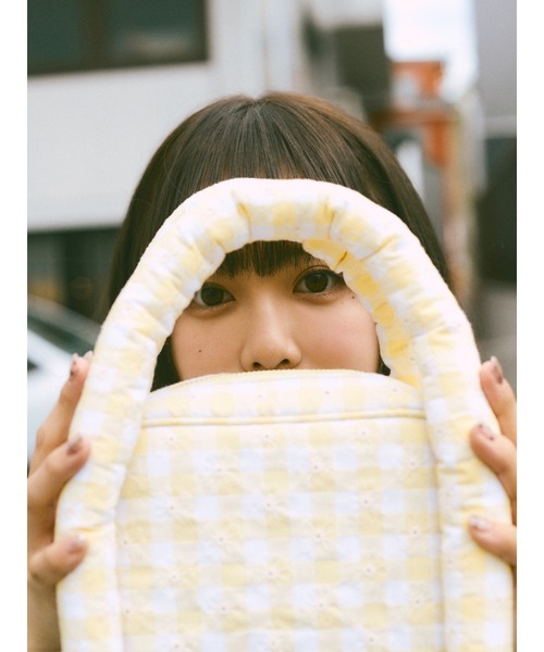 merry jenny（メリージェニー）の「flowerギンガムハンドbag（ハンドバッグ・レディース・ブラック/イエロー/ブルー・FREE）」の18枚目の写真