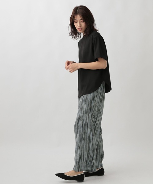 Elura（エルーラ）の「サラサラサマー2WAYブラウス（シャツ/ブラウス・レディース・ネイビー/ホワイト/ブラック/グリーン系その他4/ライトピンク/ホワイト系その他5/ダークネイビー/カーキ/ブルー系その他6・MEDIUM/LARGE/SMALL）」の19枚目の写真