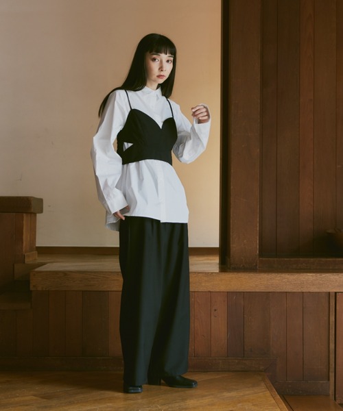 Happy John(ハッピージョン)の「slit design bustier/スリットデザインビスチェ(ベスト・レディース・ブラウン/ベージュ/ブラック/グレー・FREE)」の13枚目の写真