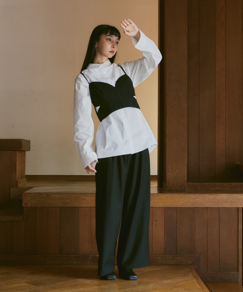 Happy John(ハッピージョン)の「slit design bustier/スリットデザインビスチェ(ベスト・レディース・ブラウン/ベージュ/ブラック/グレー・FREE)」の14枚目の写真