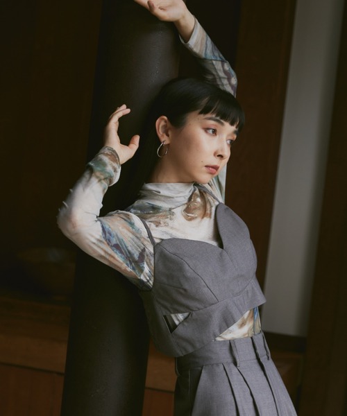 Happy John(ハッピージョン)の「slit design bustier/スリットデザインビスチェ(ベスト・レディース・ブラウン/ベージュ/ブラック/グレー・FREE)」の22枚目の写真