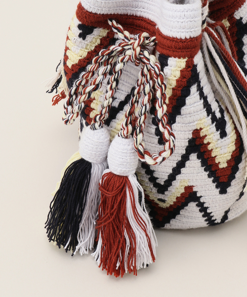 JARDIN DEL CIELO(ジャルディン デル シエロ)の「【JARDIN DEL CIELO/ジャーディンデルシエロ】ポンポン付きミニバッグ(ショルダーバッグ・レディース・マルチ/その他2/その他6・FREE)」の11枚目の写真