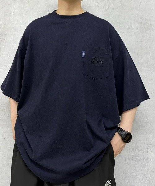 WHO'S WHO gallery（フーズフーギャラリー）の「COOPER FACT ヘビーウェイト ビッグ 刺繍ポケットTEE（Tシャツ/カットソー・メンズ・ブラック/チャコールグレー/ネイビー/ホワイト・FREE）」の4枚目の写真