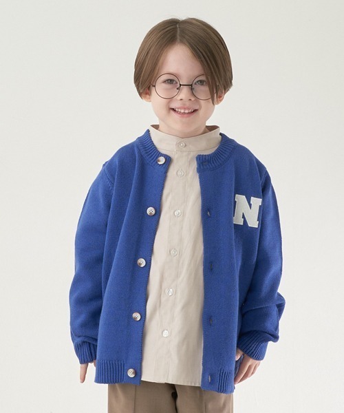 b・ROOM(ビールーム)の「【マシーンウォッシャブル対応】アップリケニットカーディガン(カーディガン/ボレロ・キッズ・トップグレー/ベージュ/ブルー/ブラック/カーキ・LARGE/MEDIUM)」の1枚目の写真