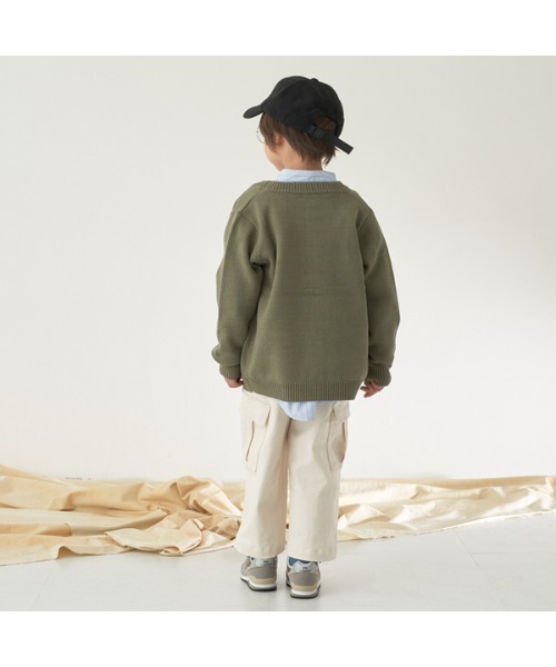 b・ROOM(ビールーム)の「【マシーンウォッシャブル対応】アップリケニットカーディガン(カーディガン/ボレロ・キッズ・トップグレー/ベージュ/ブルー/ブラック/カーキ・LARGE/MEDIUM)」の16枚目の写真