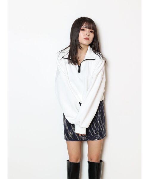 MURUA（ムルーア）の「カラージップショートトップス【WEB限定スウェット】（スウェット・レディース・ホワイト/ブラック/パープル/マスタード・FREE）」の18枚目の写真