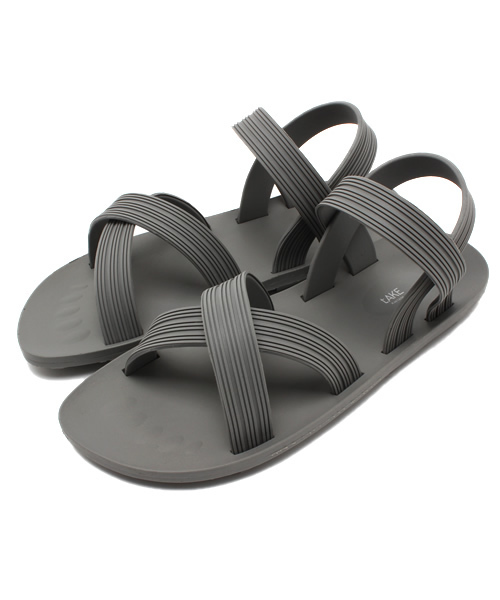 Kastane（カスタネ）の「【Kastane】ラバーサンダル（サンダル・レディース・ブラック/ホワイト/グレー・ML/SM）」の3枚目の写真