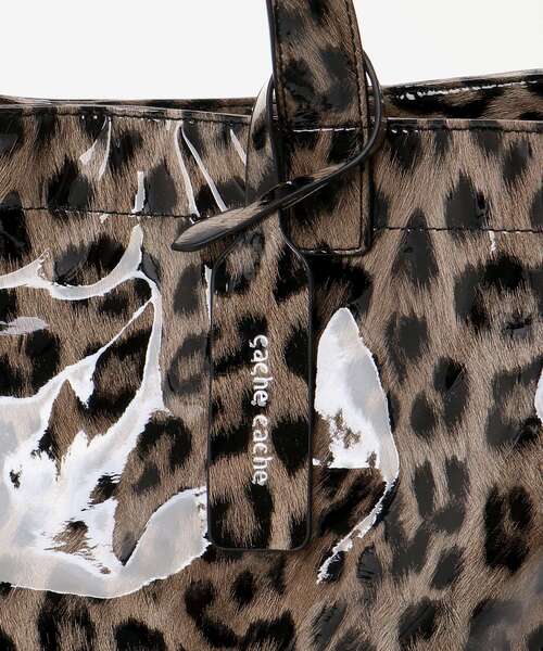 le.coeur blanc（ルクールブラン）の「エナメル風トートバッグ（トートバッグ・レディース・ベージュ/ベージュ系その他2・FREE）」の9枚目の写真