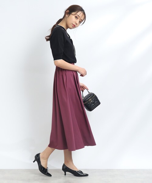 couture brooch（クチュールブローチ）の「◆【襟元デザイン2WAY】パール調バックル配色タイ5分袖ニット（ニット/セーター・レディース・ライトベージュ/ブラック/ブラウン系その他・42/38）」の18枚目の写真