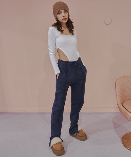 BLONDEY（ブロンディ）の「スクエアネックリブボディスーツ