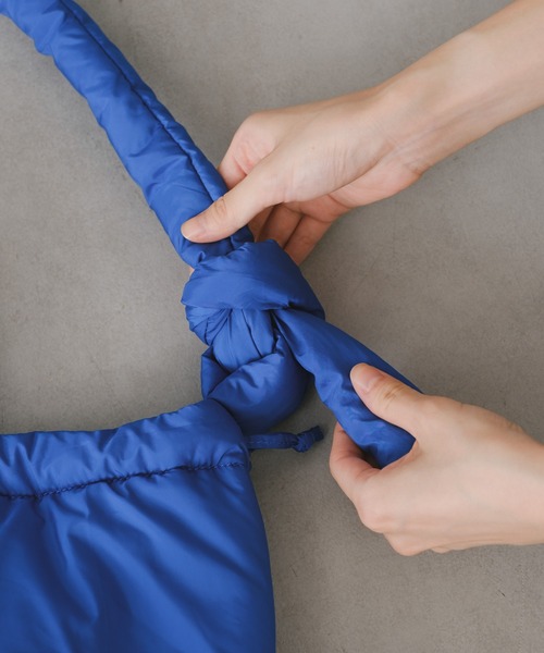 Actually（アクチュアリー）の「中綿2wayトート（ショルダーバッグ・レディース・ブルー/ブラック/グレイッシュベージュ・フリー）」の19枚目の写真