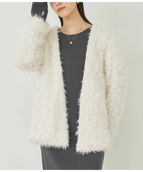 ANAP(アナップ)の「ボアノーカラージャケット(ノーカラージャケット・レディース・グレイッシュベージュ/アイボリー/ブラック・FREE)」の1枚目の写真