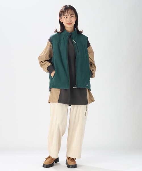 niko and...（ニコアンド）の「リバーシブルフリースベスト（ベスト・レディース・オフホワイト/グリーン/ブルー・FREE）」の7枚目の写真