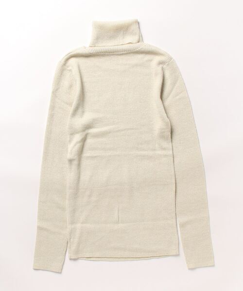 DouDou(ドゥドゥ)の「【WEB限定】 タートルネックラメプルオーバー(ニット/セーター・レディース・オフホワイト/グレイッシュベージュ・FREE)」の3枚目の写真