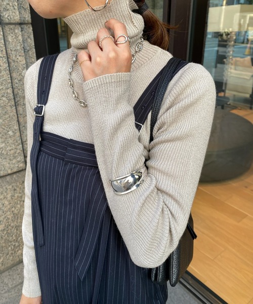 DouDou(ドゥドゥ)の「【WEB限定】 タートルネックラメプルオーバー(ニット/セーター・レディース・オフホワイト/グレイッシュベージュ・FREE)」の18枚目の写真