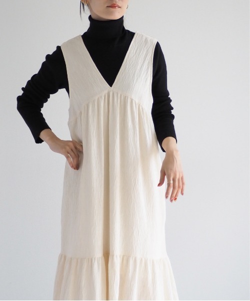 cepo(セポ)の「シワ加工バックリボンギャザーワンピース(ワンピース・レディース・ブラック/オフホワイト・M)」の17枚目の写真