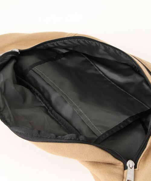 CHUMS（チャムス）の「【CHUMS/チャムス】 Fanny Pack Sweat（ボディバッグ/ウエストポーチ・レディース・ヘザーグレー/その他3/その他2/ブルー/ベージュ/その他1/ブラック/ネイビー/その他4・FREE）」の13枚目の写真